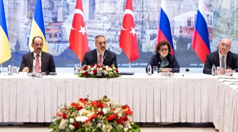 Pertemuan trilateral Rusia-Ukraina-Turki di Istanbul.
